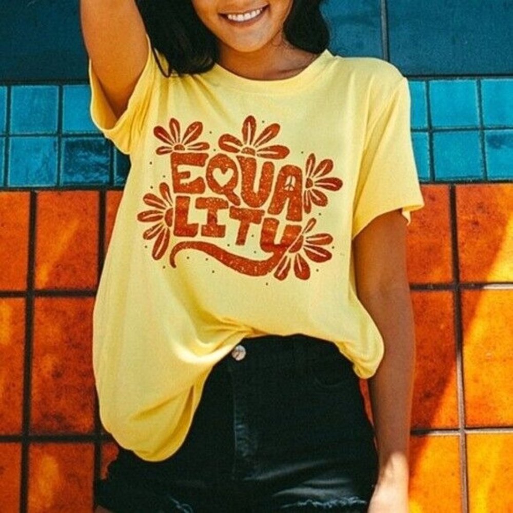 Life Clothing Co. Equality Tee Shirt Size XS Yellow Peace Heart NEW